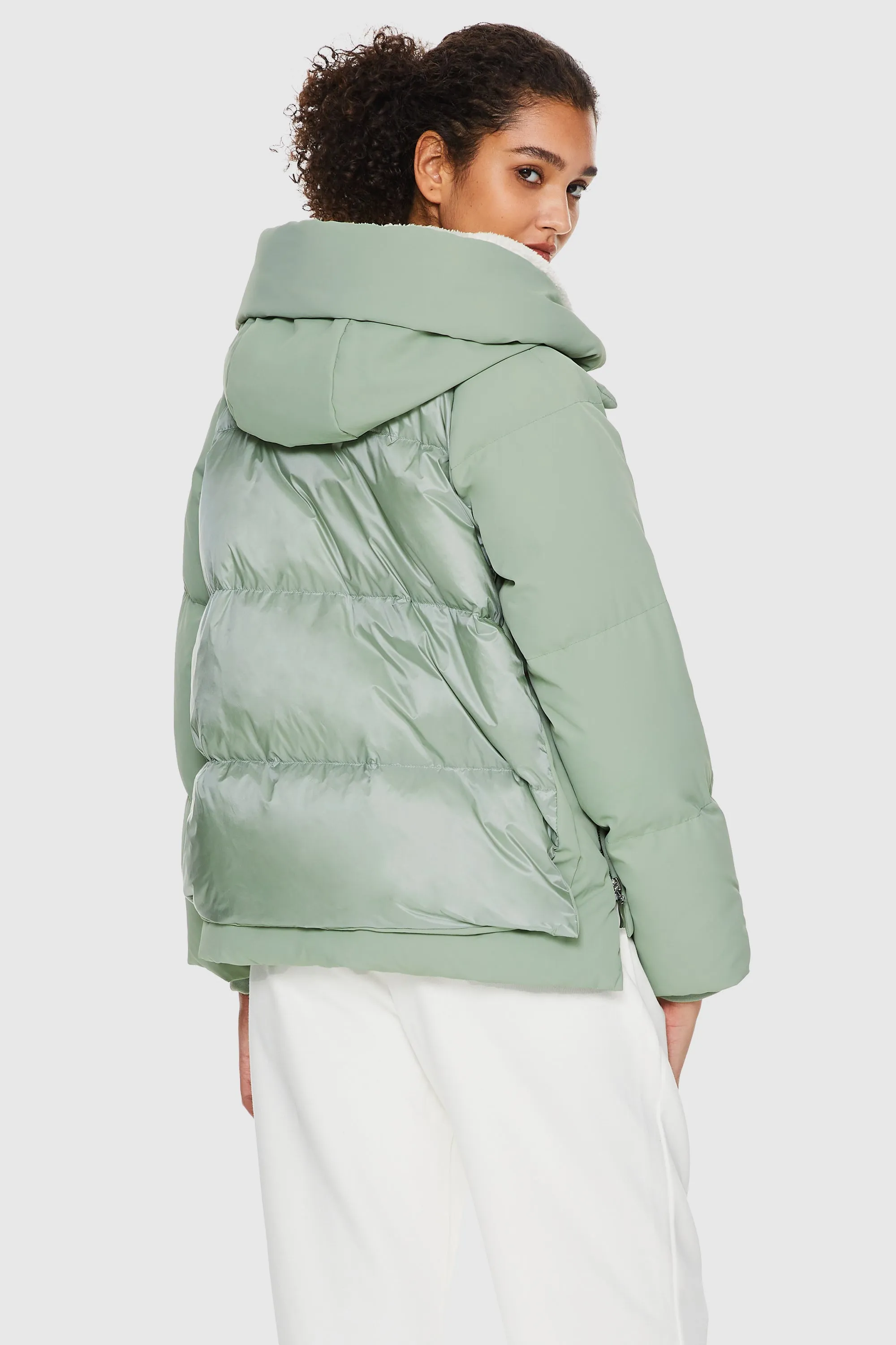 092 Colorlay Cropped Hooded Puffer Jacket