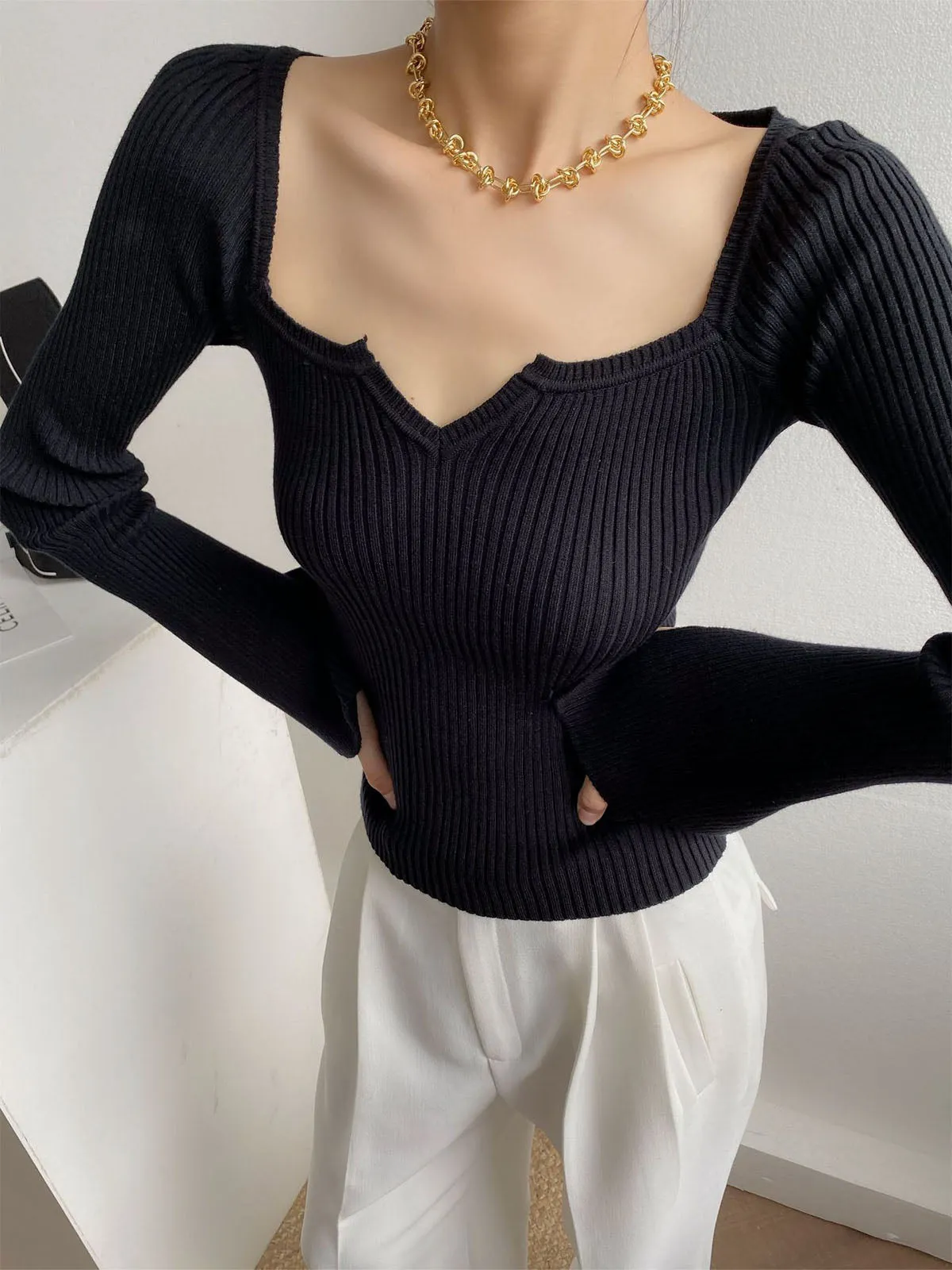 French Vintage Hepburn-Style Square Neck Sweater with Bell Sleeves - Sensual Autumn Top