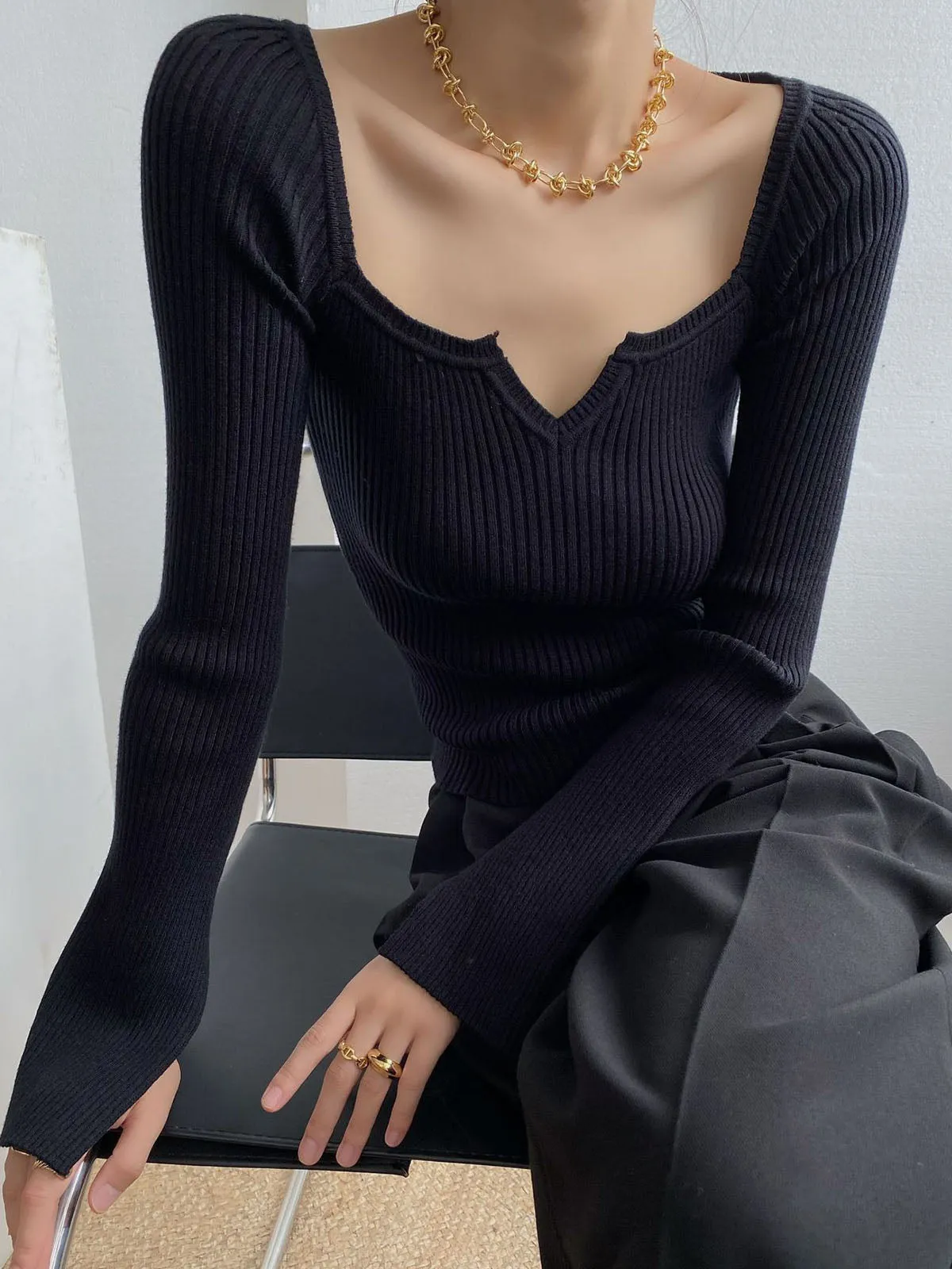 French Vintage Hepburn-Style Square Neck Sweater with Bell Sleeves - Sensual Autumn Top