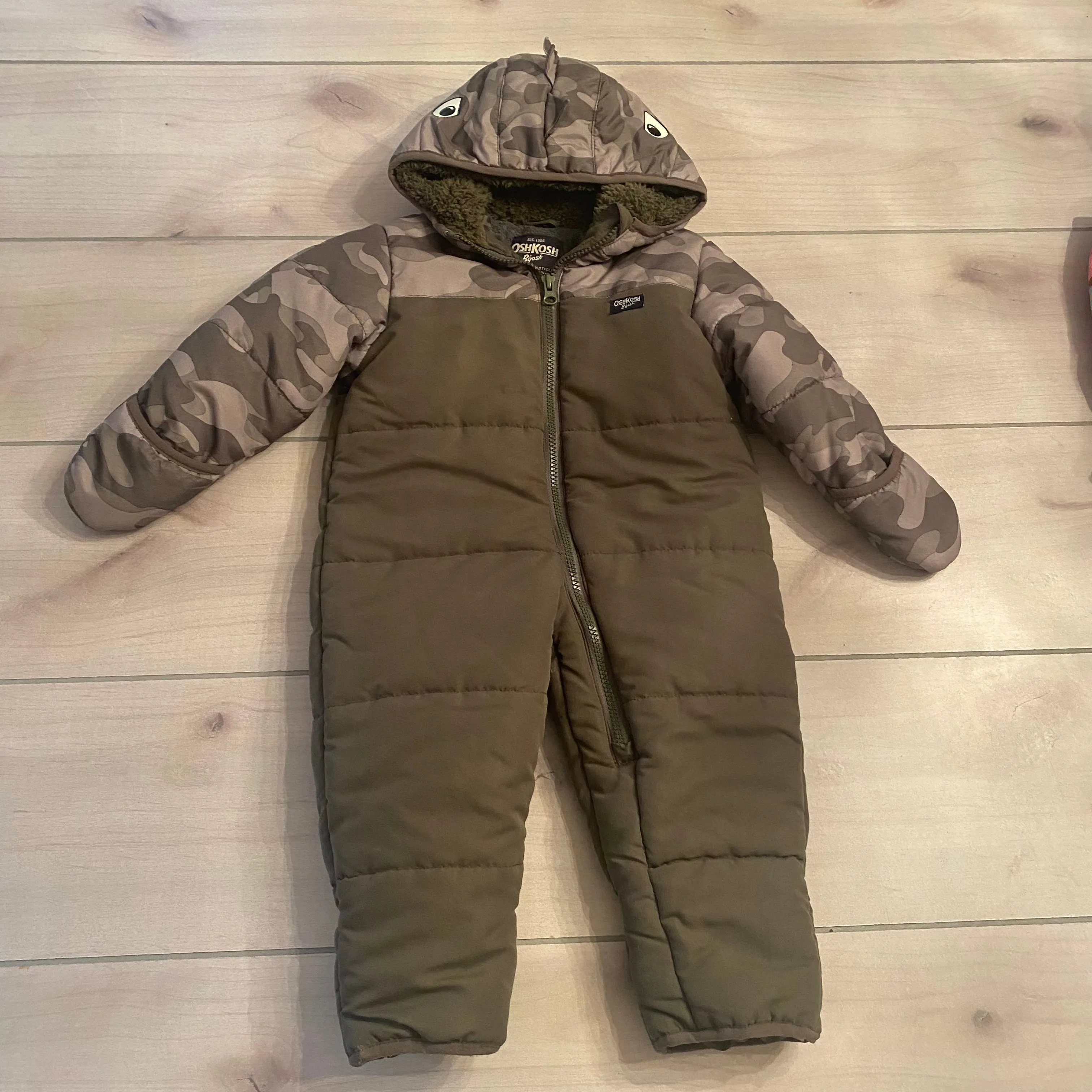 NEW OshKosh Green Dinosaur Zipper Front Puffer Snowsuit