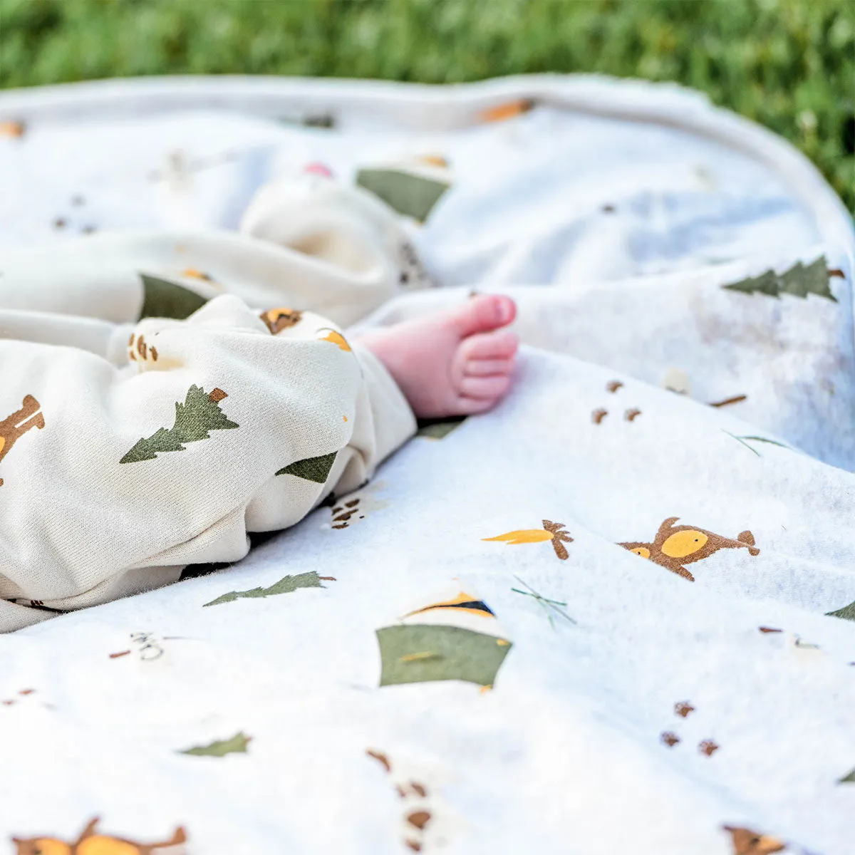 oh baby! Snowdrift Layette Blanket - Camping Print - Malt