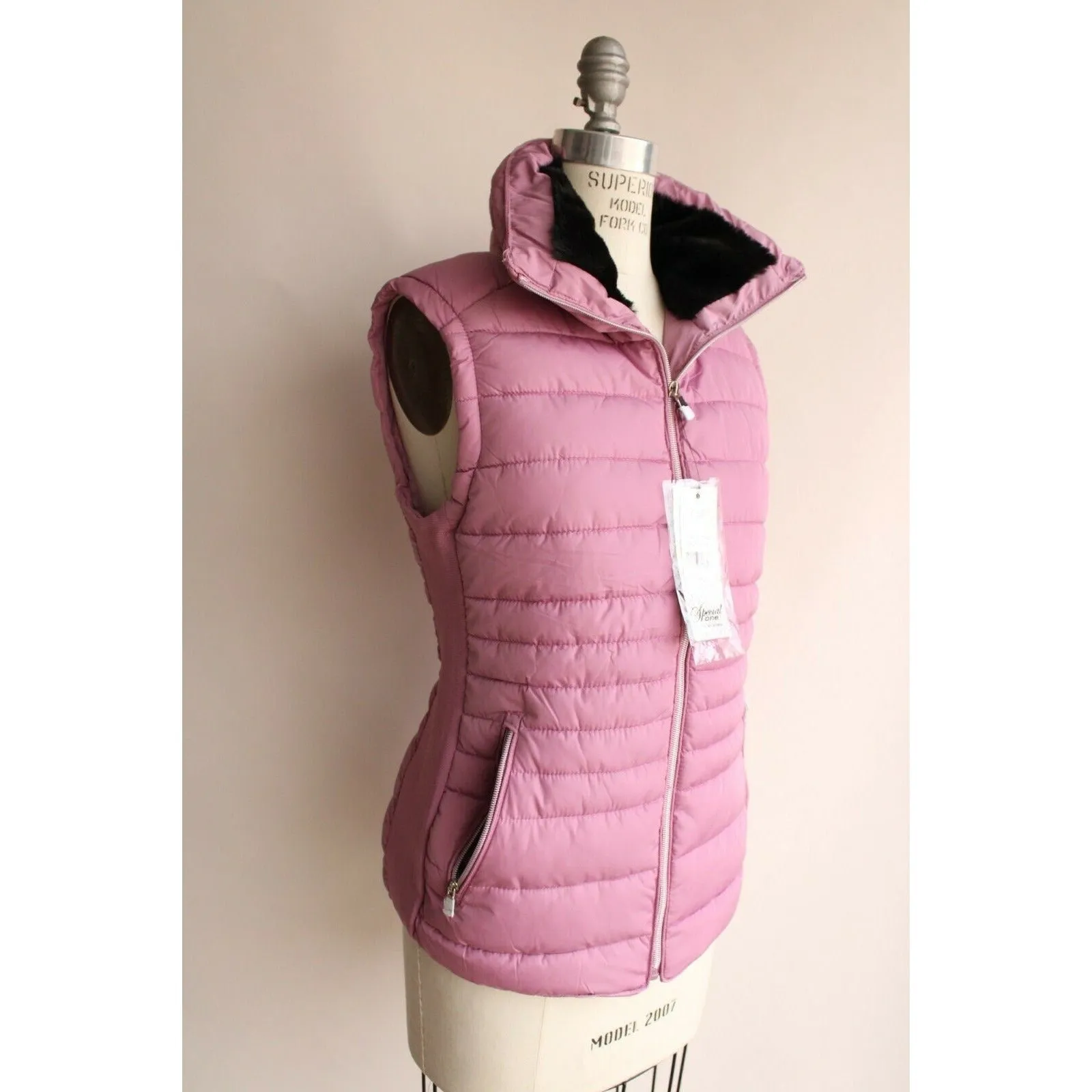 Special One Quilted down vest, size Large