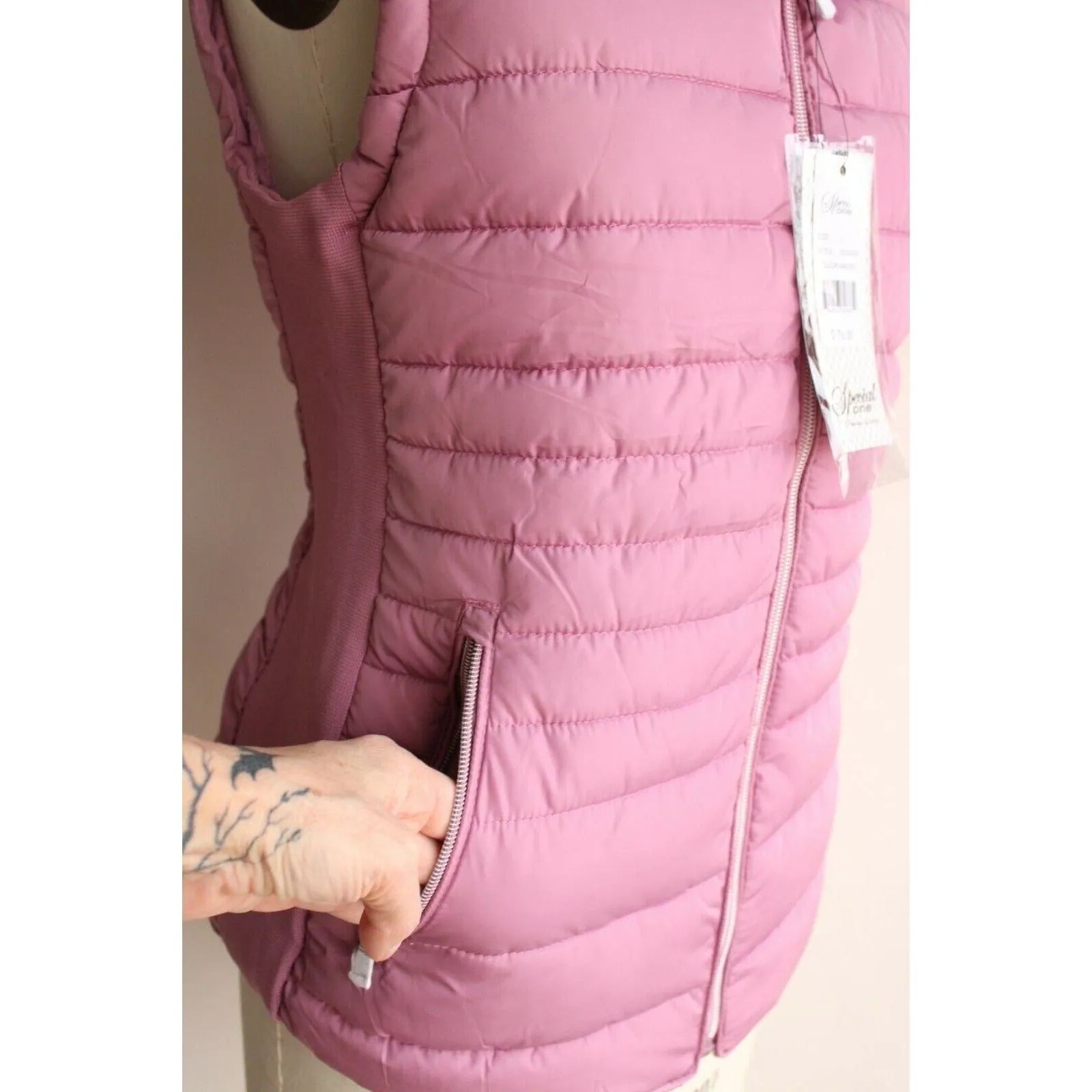 Special One Quilted down vest, size Large