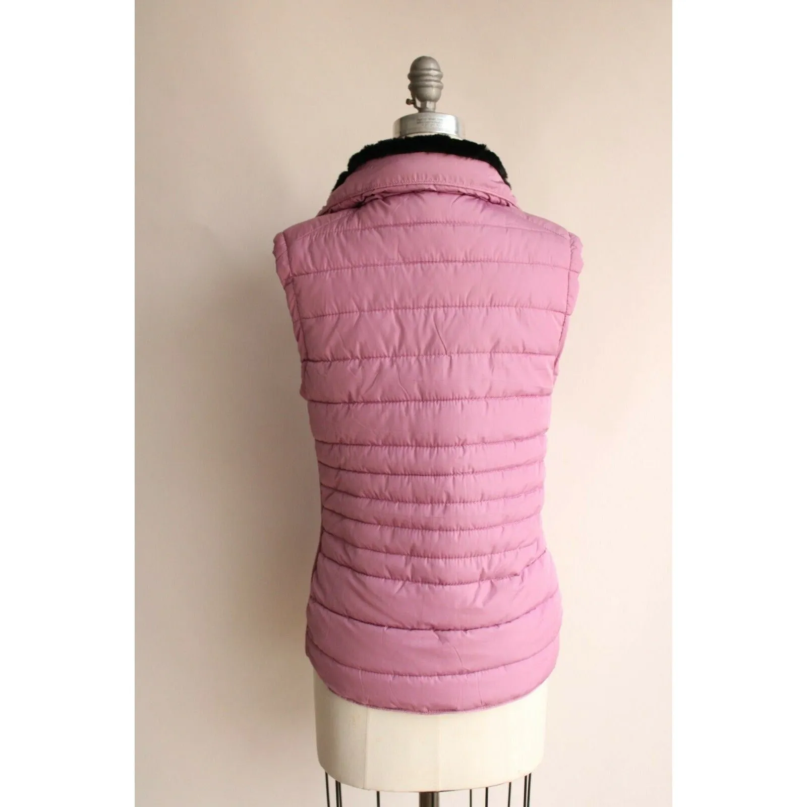 Special One Quilted down vest, size Large