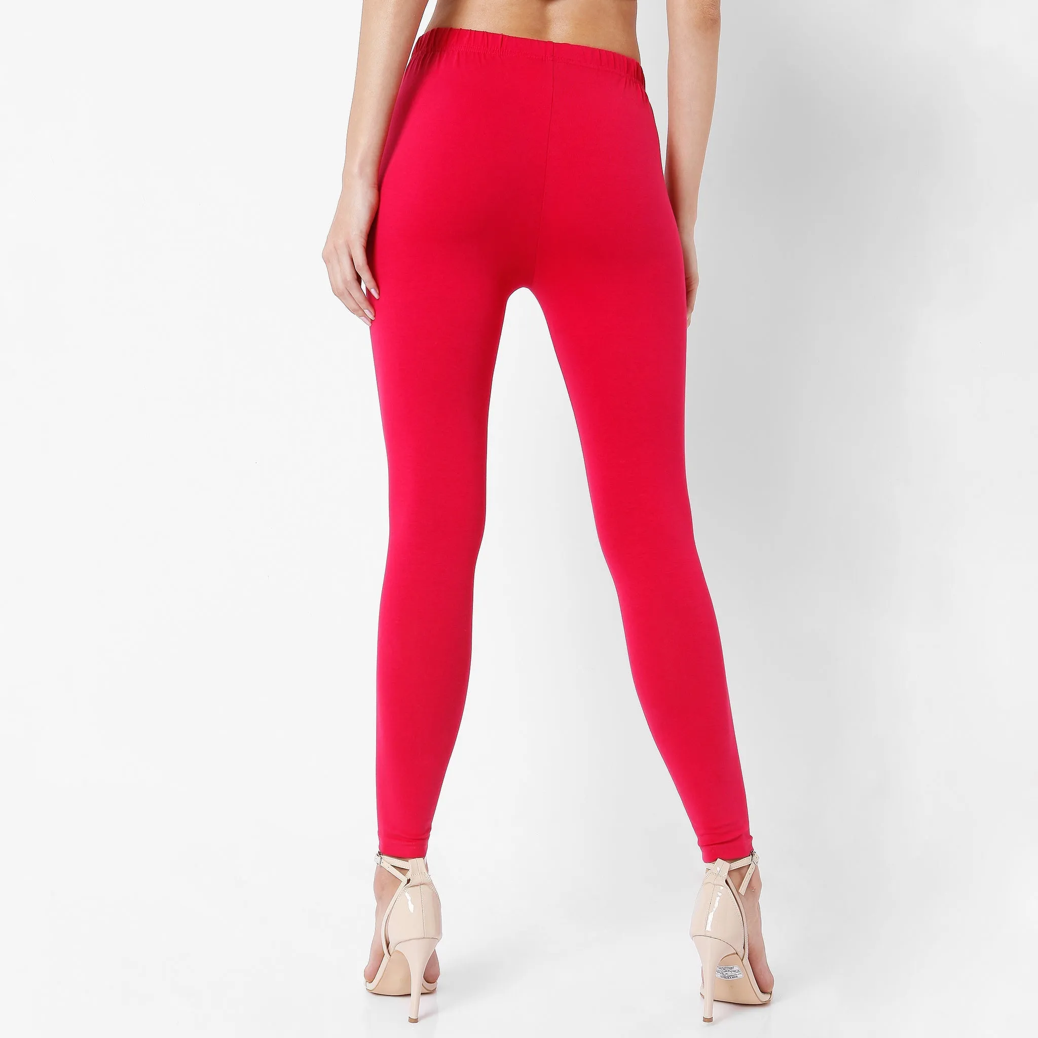 Straight Fit Solid Mid Rise Leggings