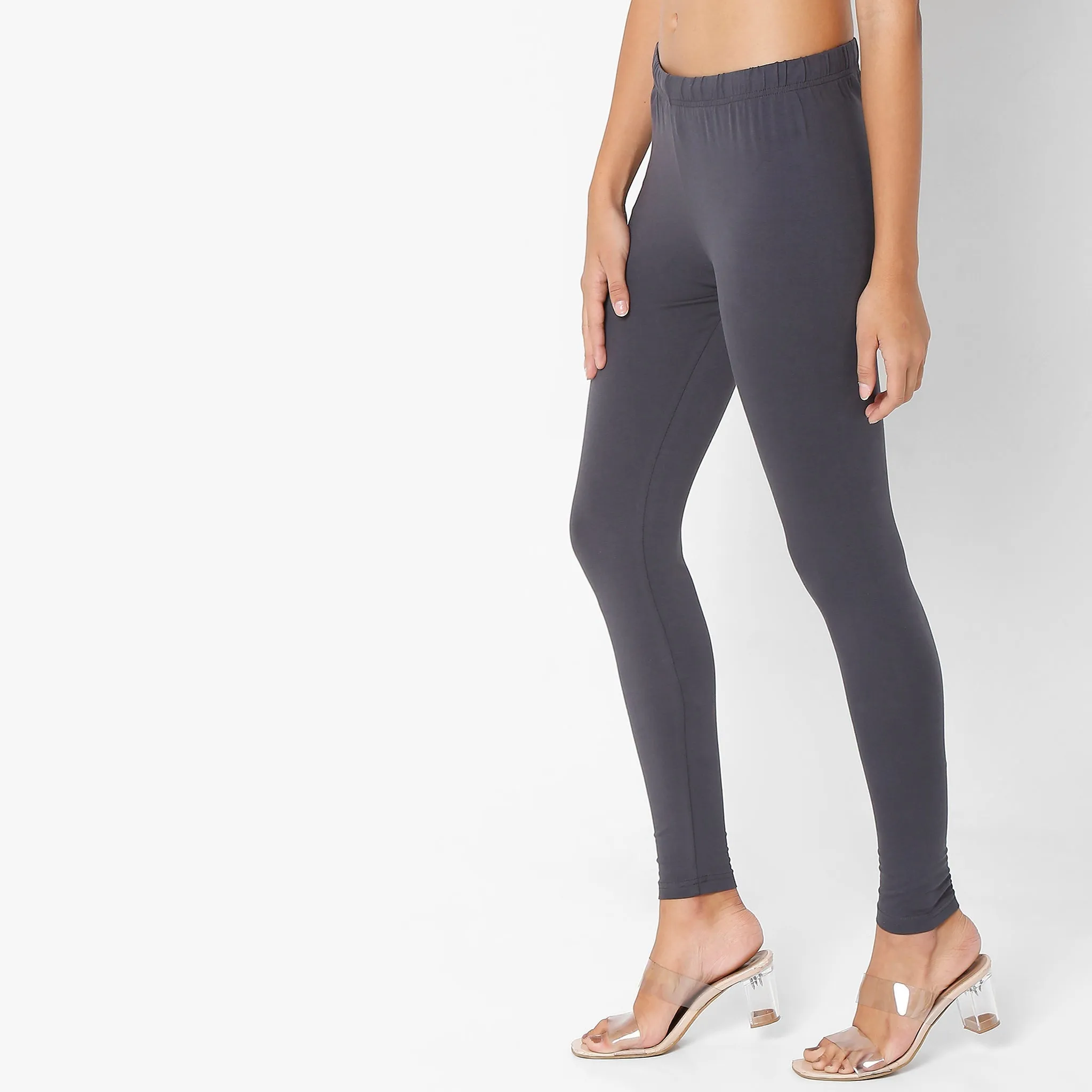 Straight Fit Solid Mid Rise Leggings