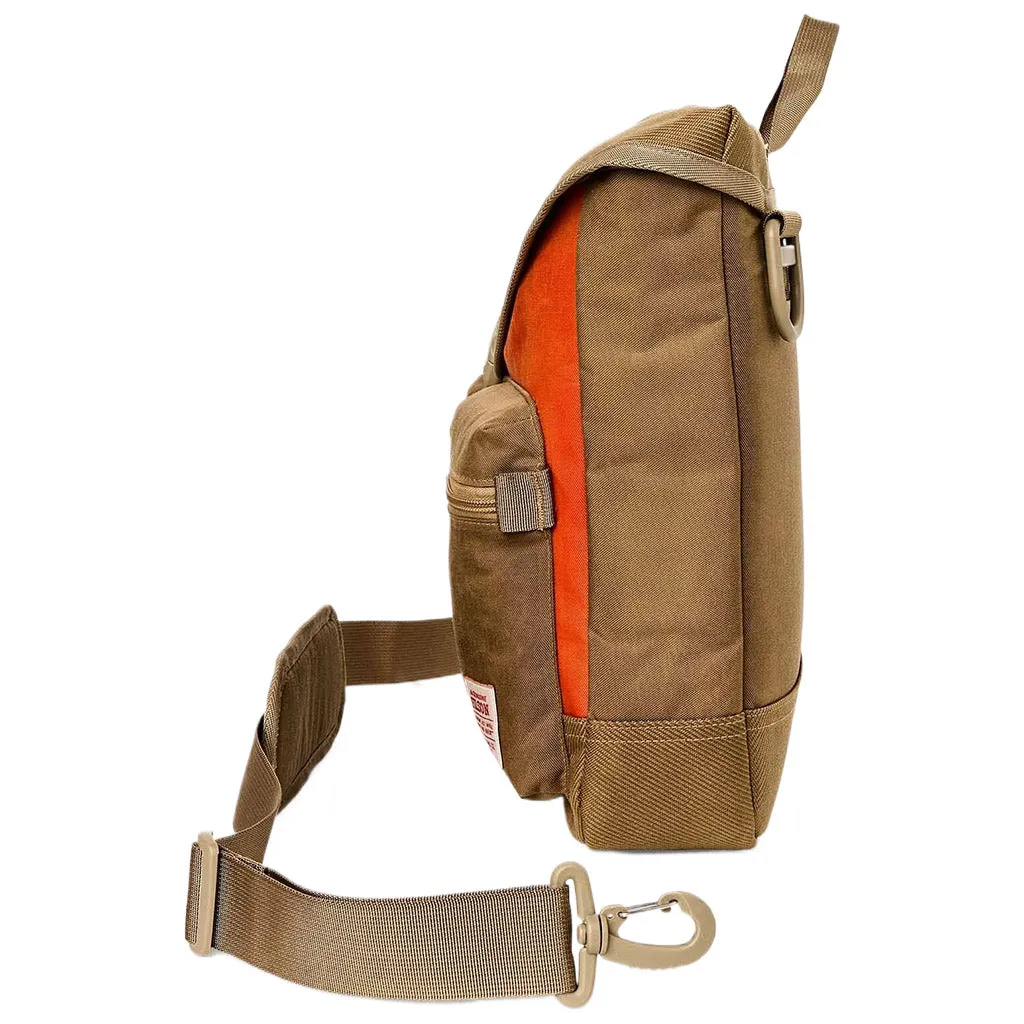 Surveyor Messenger Bag