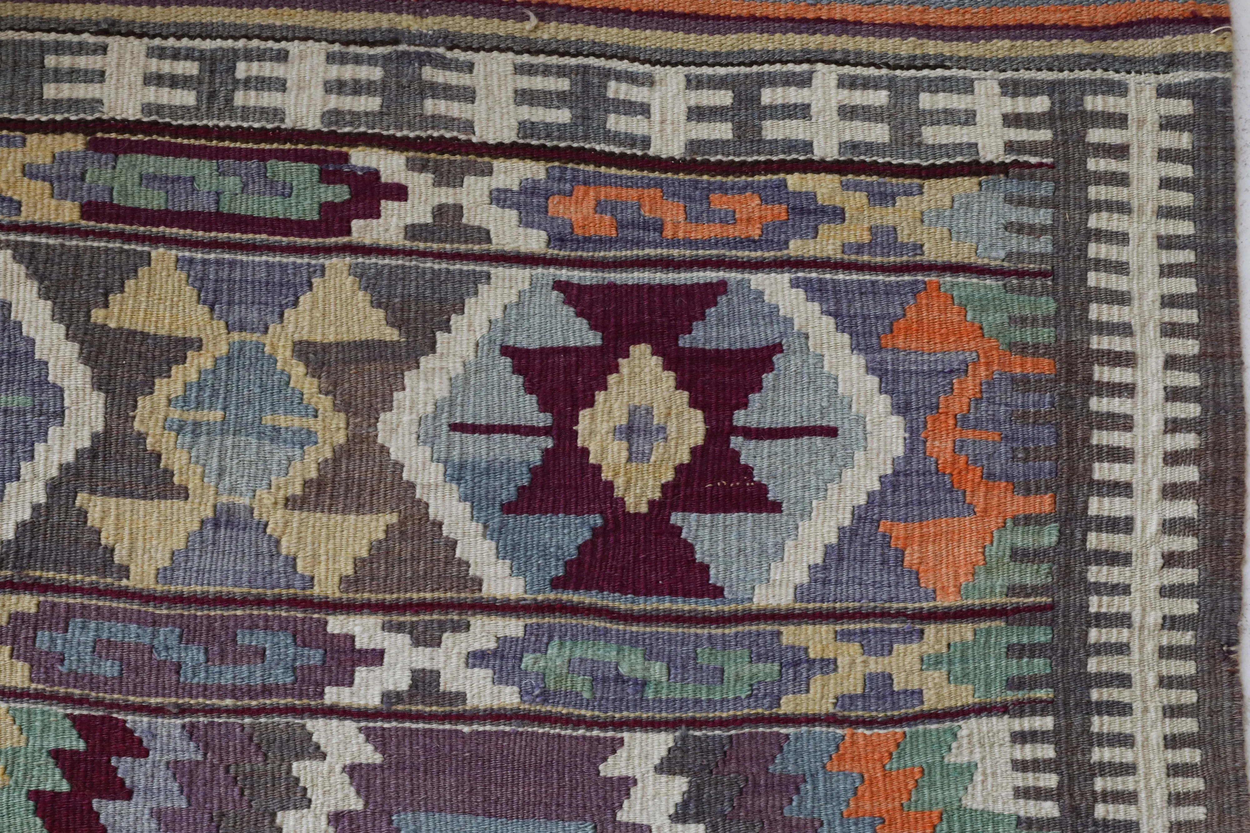 Vintage Antalya Barak Kilim Rug 5'10"x8'