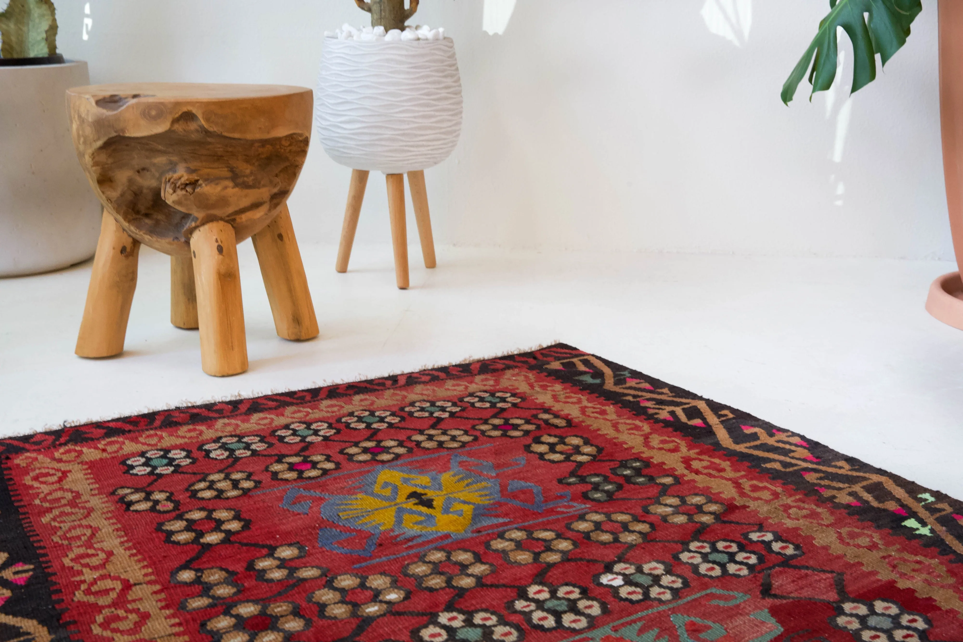 Vintage Kayseri Avsar Kilim Rug 3'5"x4'8"