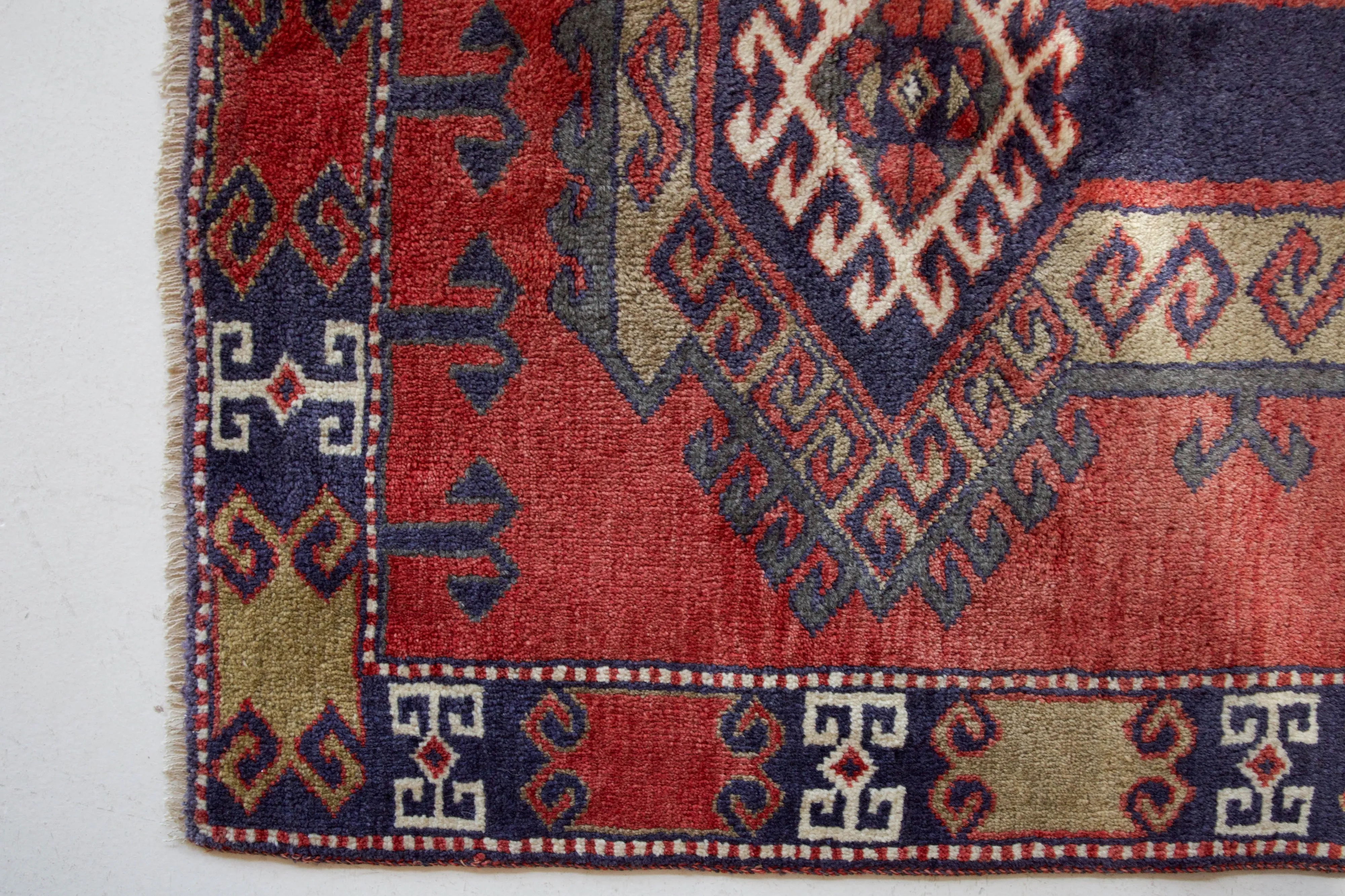 Vintage Turkmen Rug 3'4"x6'7"