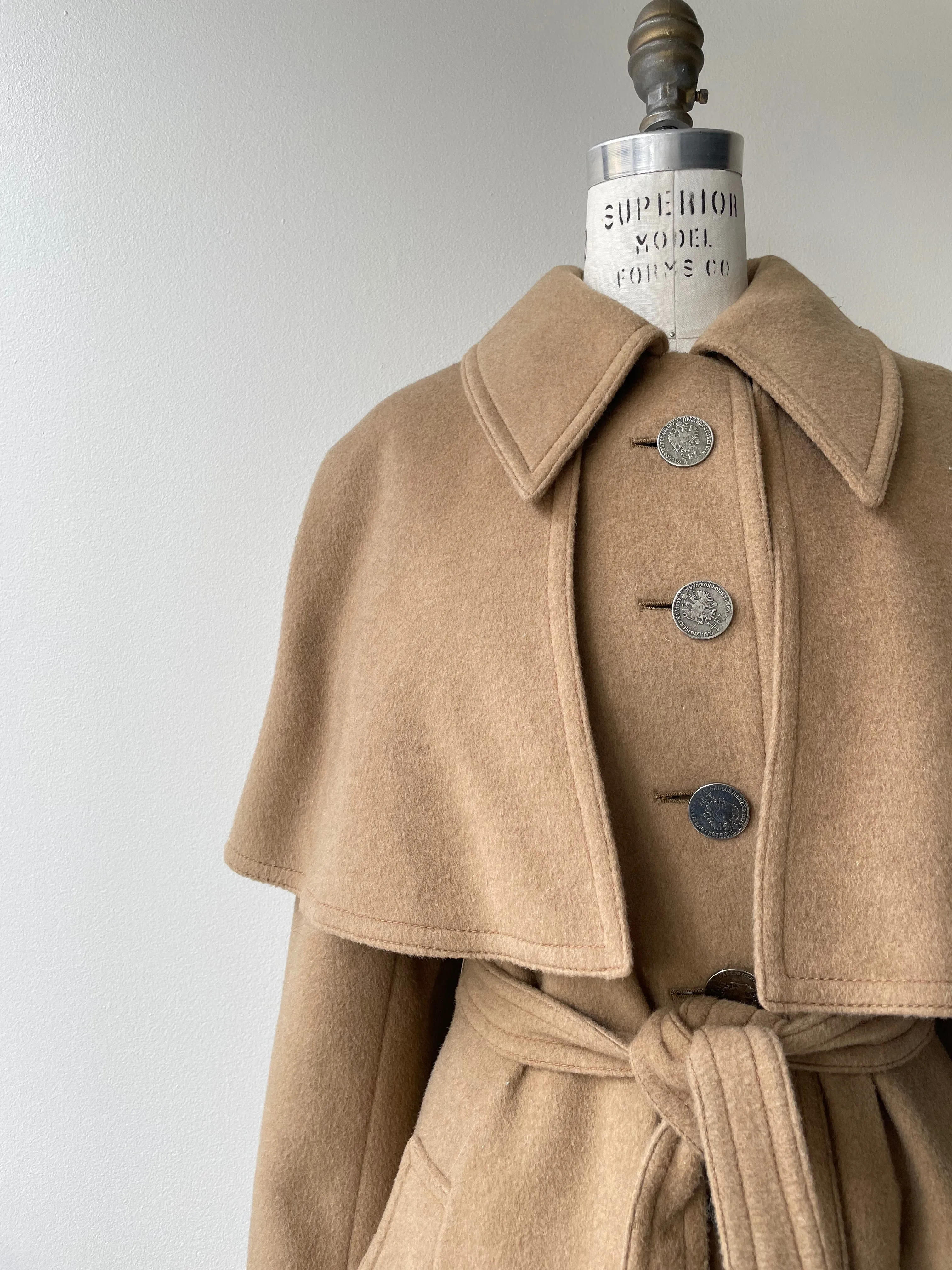 Wolfstaedter Camel Wool Trench