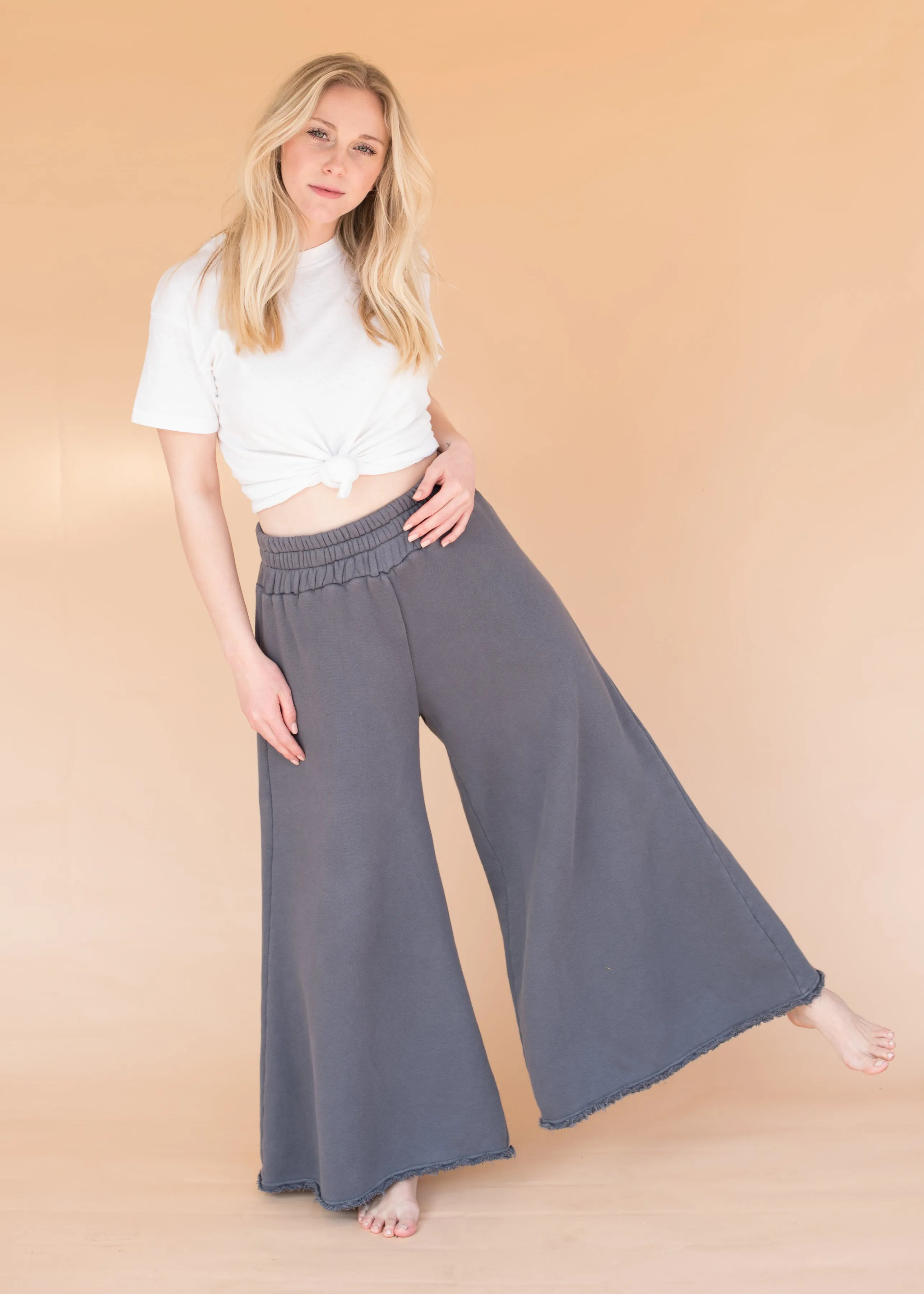 Women’s High-Waisted Grey Wide Leg Sweatpants